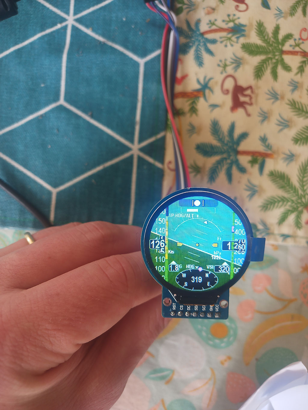 Flugzeugcockpit – früher Zuschnitt in der Werkstatt